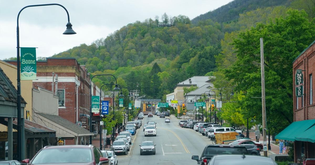 First Fridays: Art In The Mountains