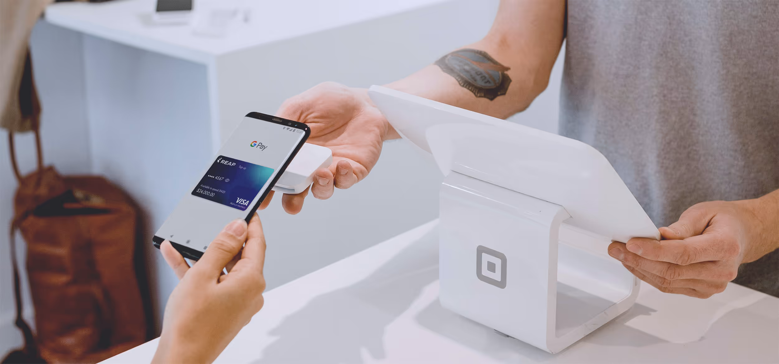 Virtual card payment with merchant