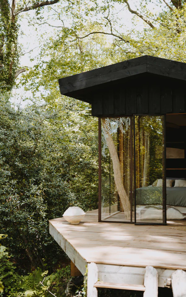 Coco Barn Wood Lodge