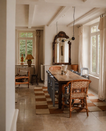 An exceptional getaway: the living space at Maison Roz in Brittany. The Host, a venue curator, presents this unique vacation home