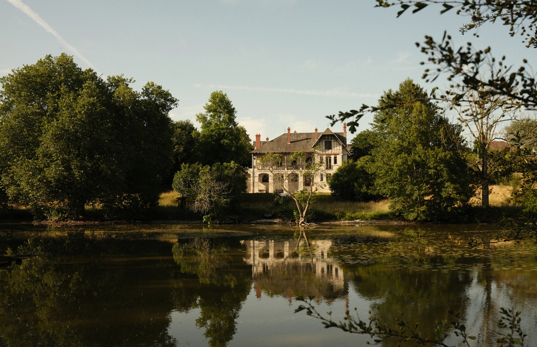 Parenthèse au bord de l'étang