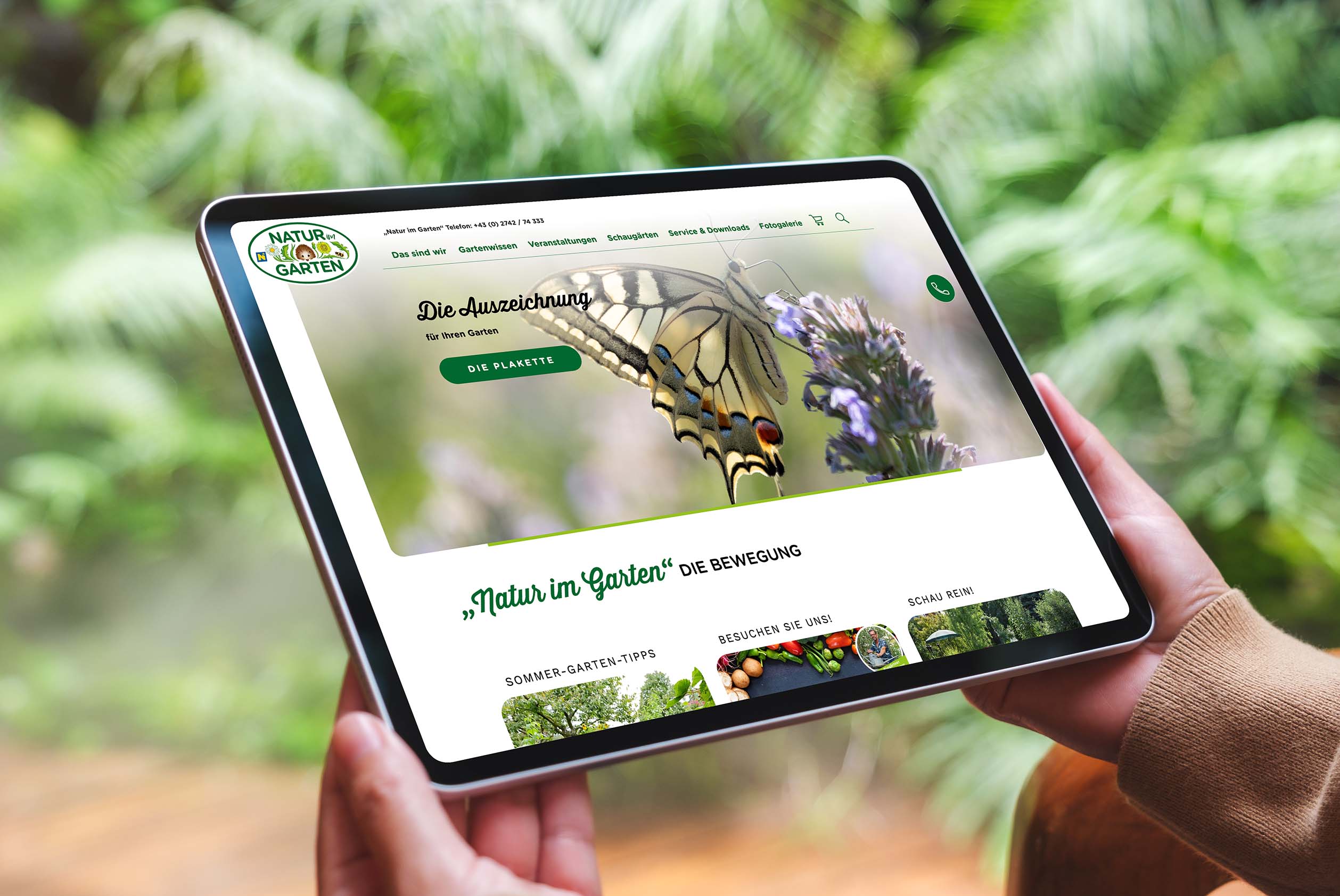 mockup eines Tablets mit der Ansicht der Website von Natur im Garten