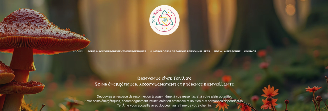 Scène de forêt enchantée avec de grands champignons rouges et une lumière dorée, évoquant un univers mystique.