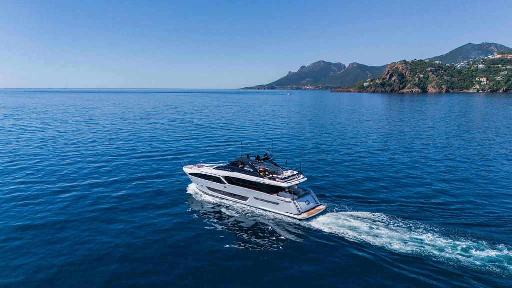 Location Yacht Riva Argo 90