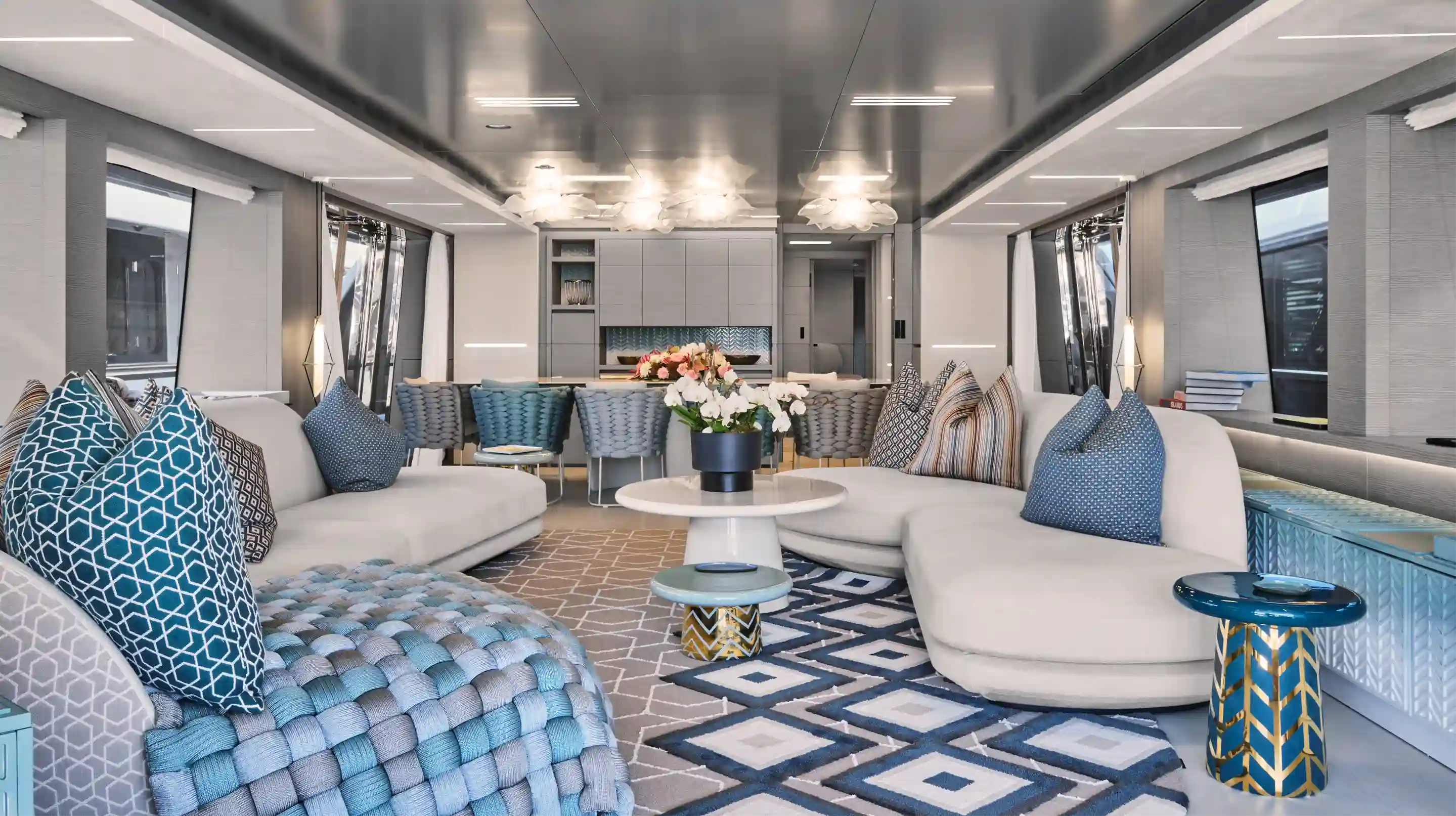 cabines yacht BIZMAN corse