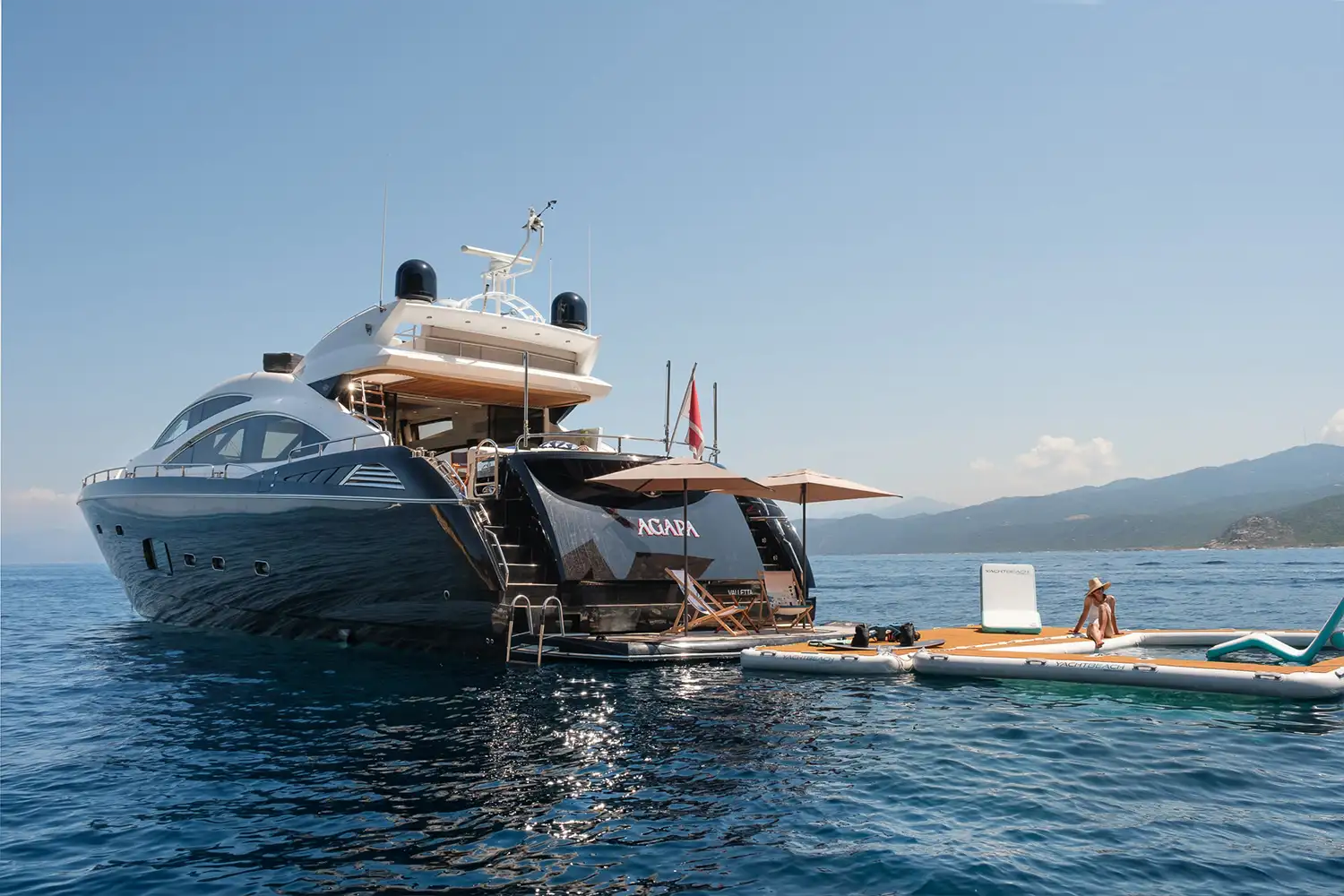 Location yacht en corse