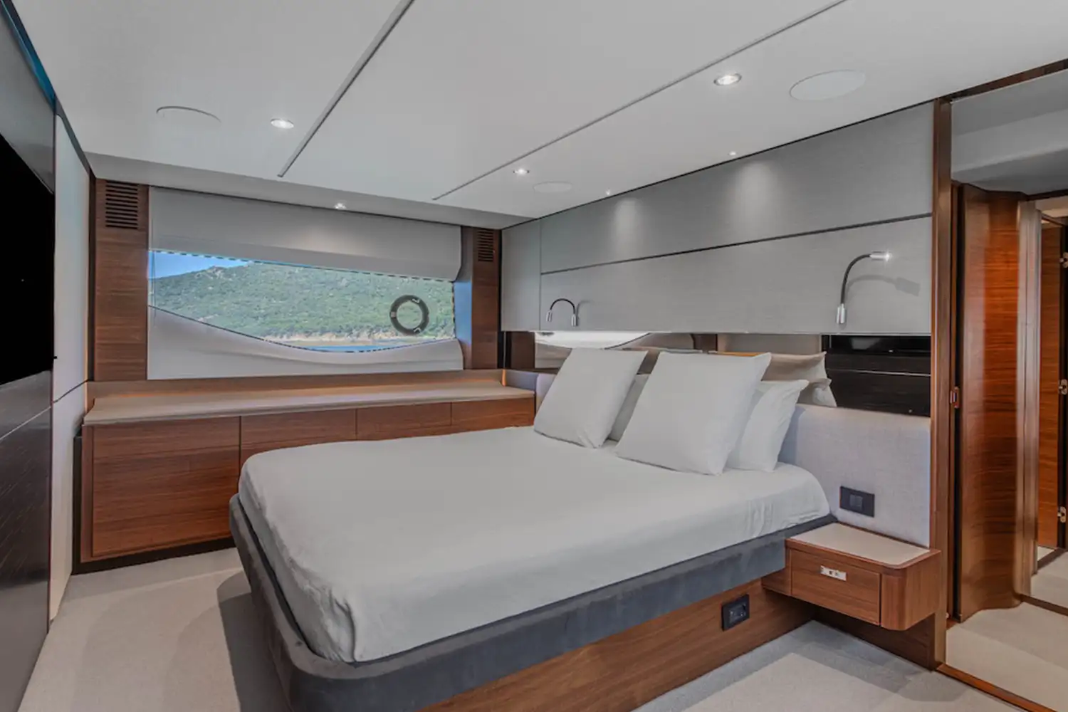 yacht charter corse LIDA