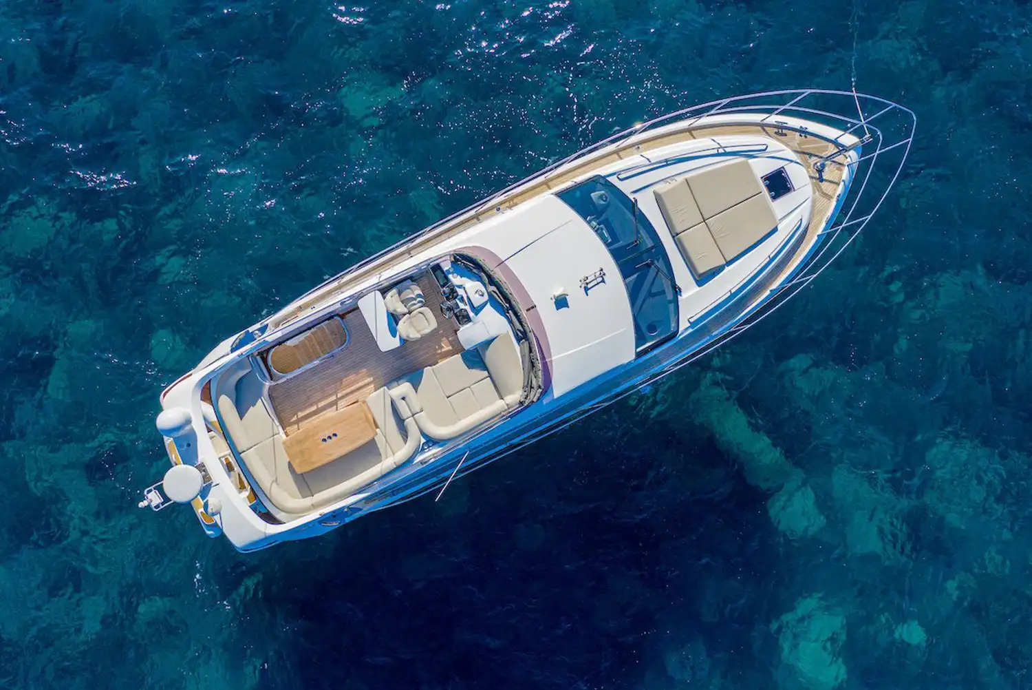 Yacht Princess 52 charter