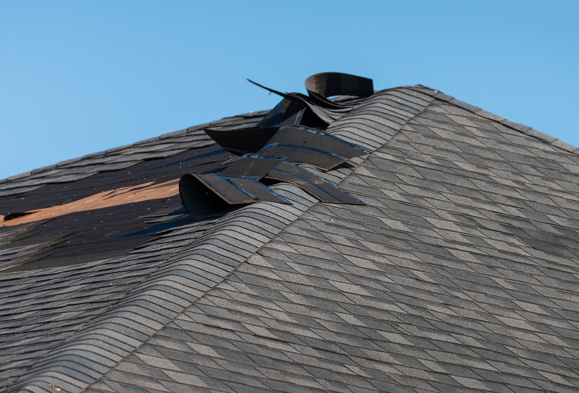8 Critical Signs Your Roof Has Storm Damage