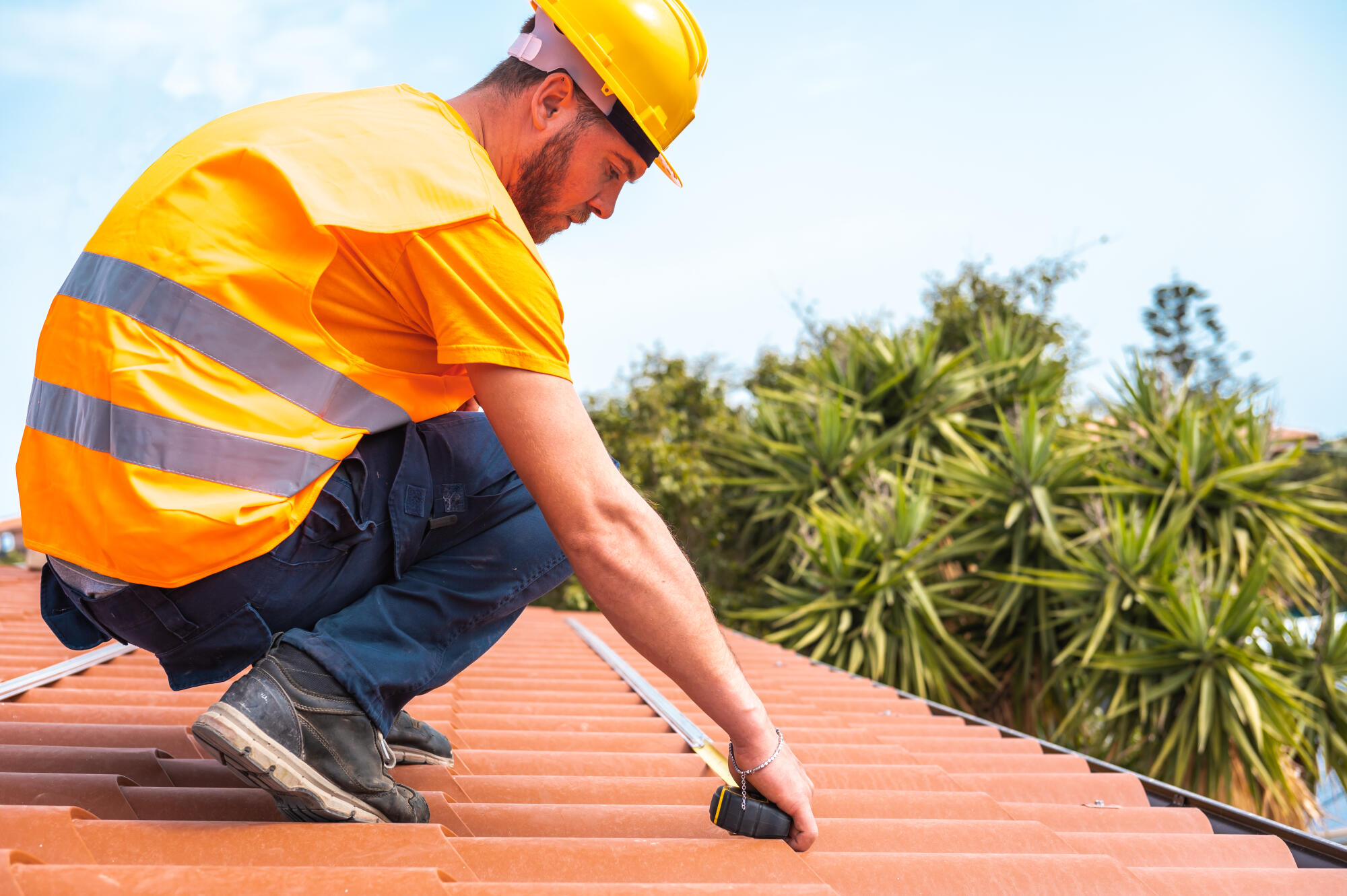 6 Tips to Find the Best Commercial Roofing Company