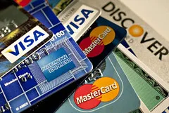 Credit Cards 101: Interest, Grace Period, and Minimum Payments