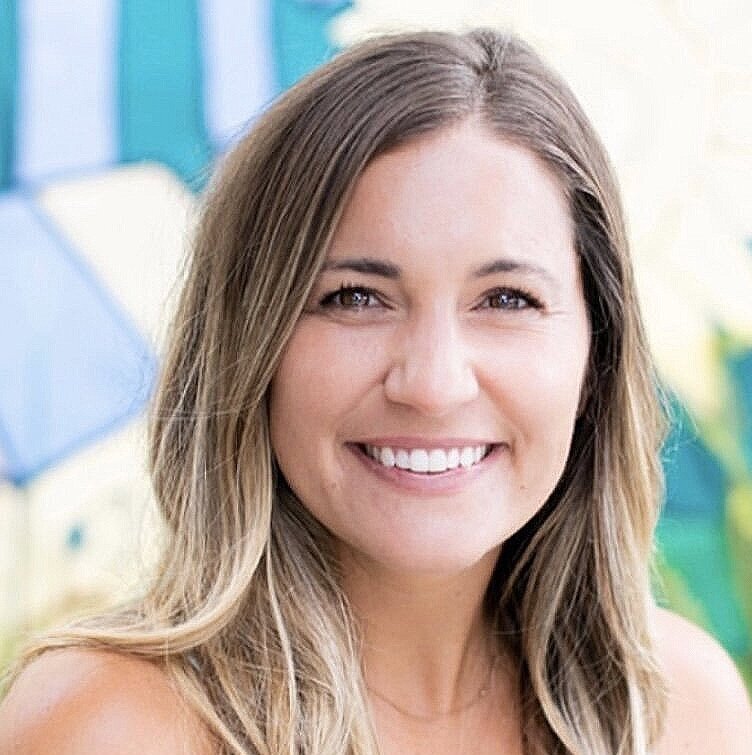 picture of a smiling natalie bujarski