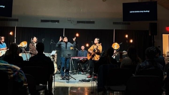 Kevin portillo leading worship