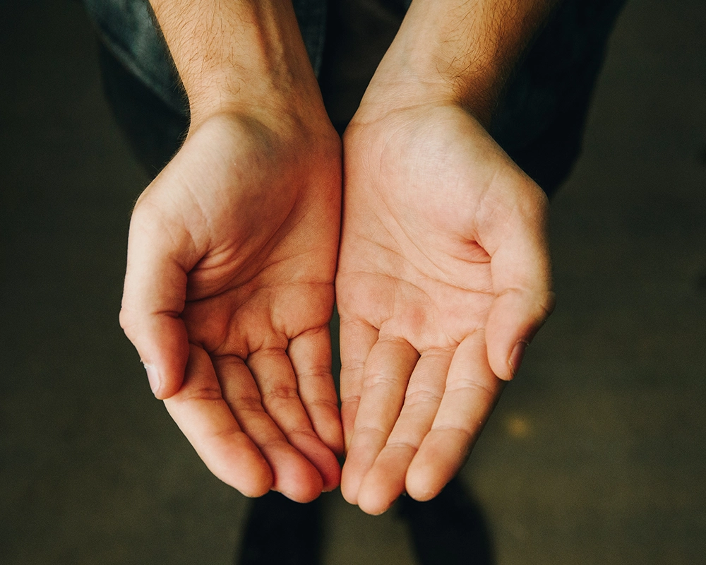 giving hands