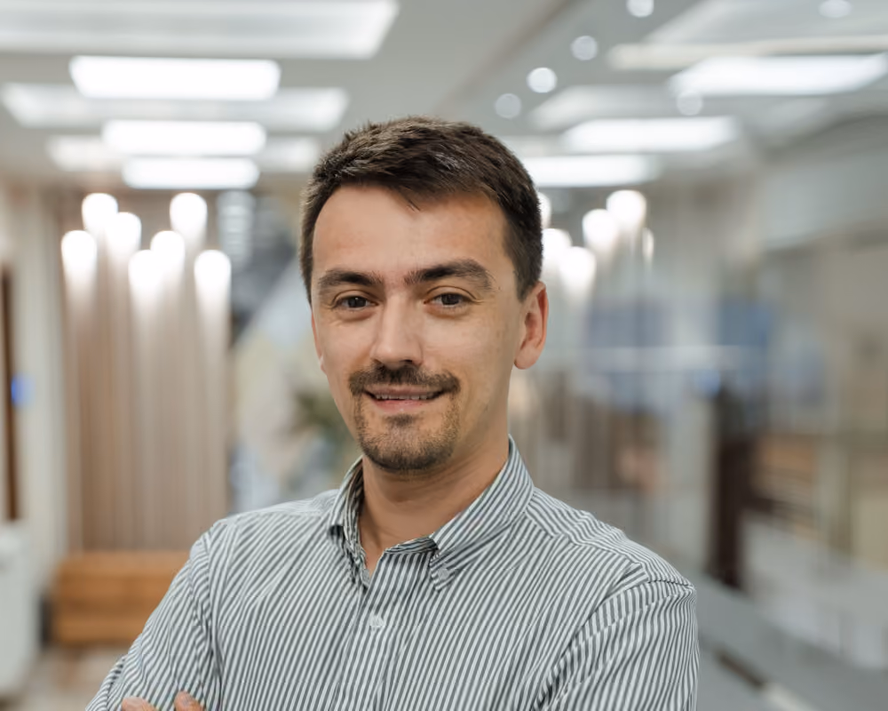 Serge Khmelovskyi COAX