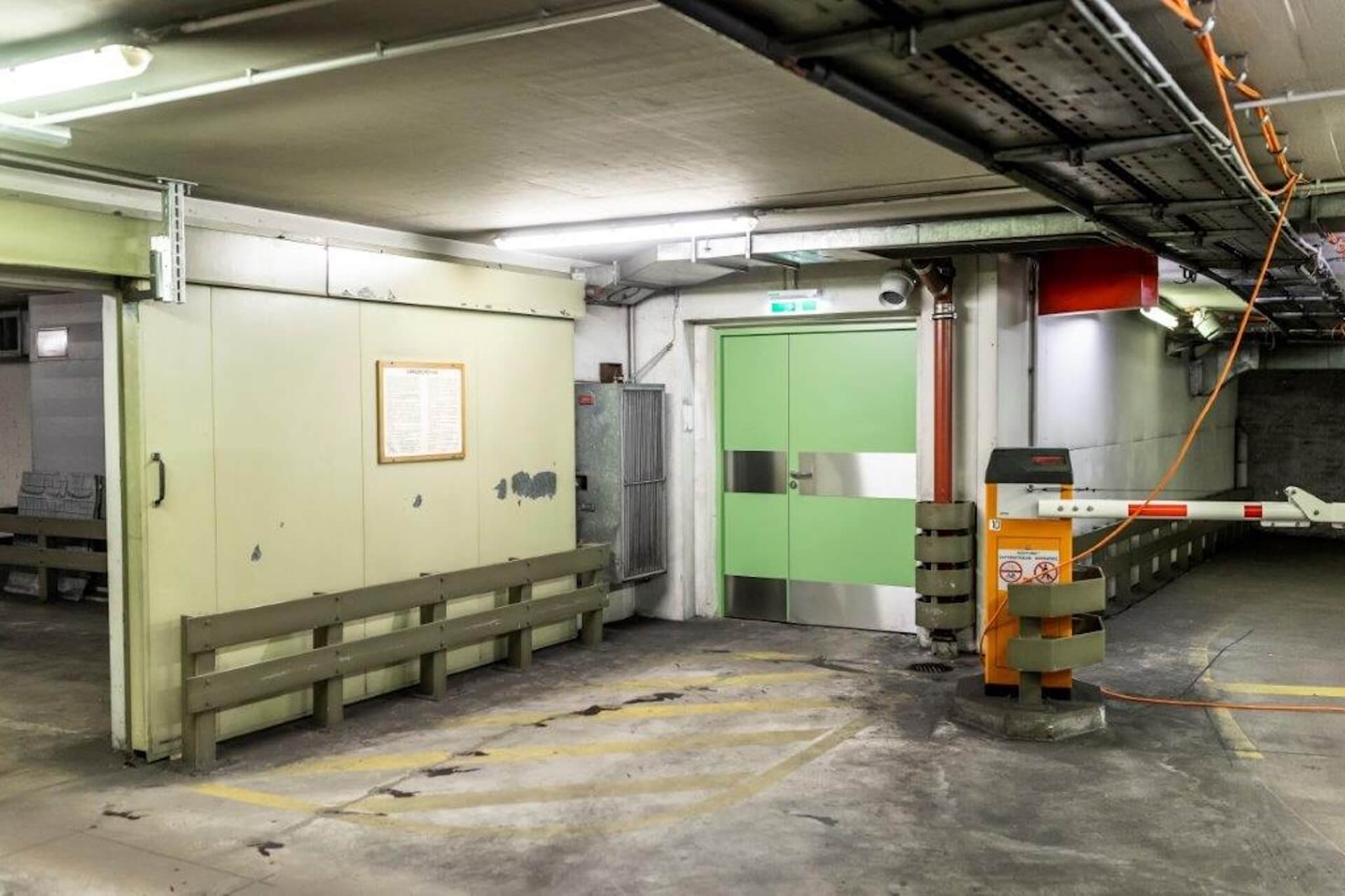 Technikbereich Tiefgarage während Umbau und Modernisierung