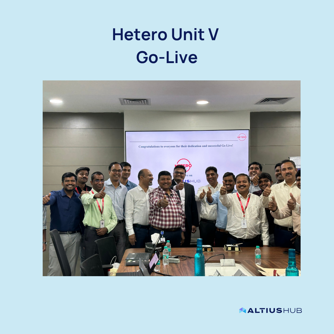 Happy, smiling faces of Hetero and AltiusHub teams during Hetero Unit V go live celebrations 
