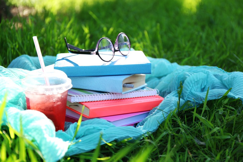 стопка книг