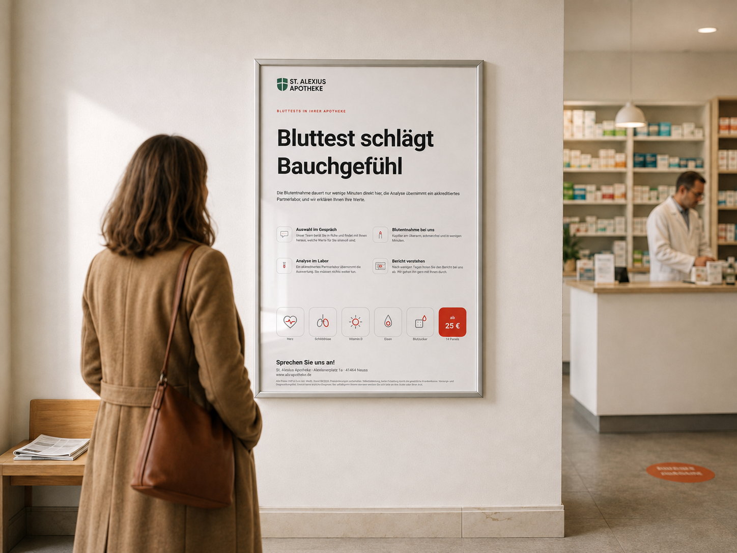 Wandplakat der St. Alexius Apotheke im Klapprahmen, eine Kundin liest es