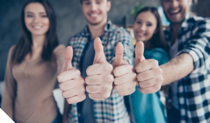 Auszubildende bei Elbar-Trans mit Teamspirit