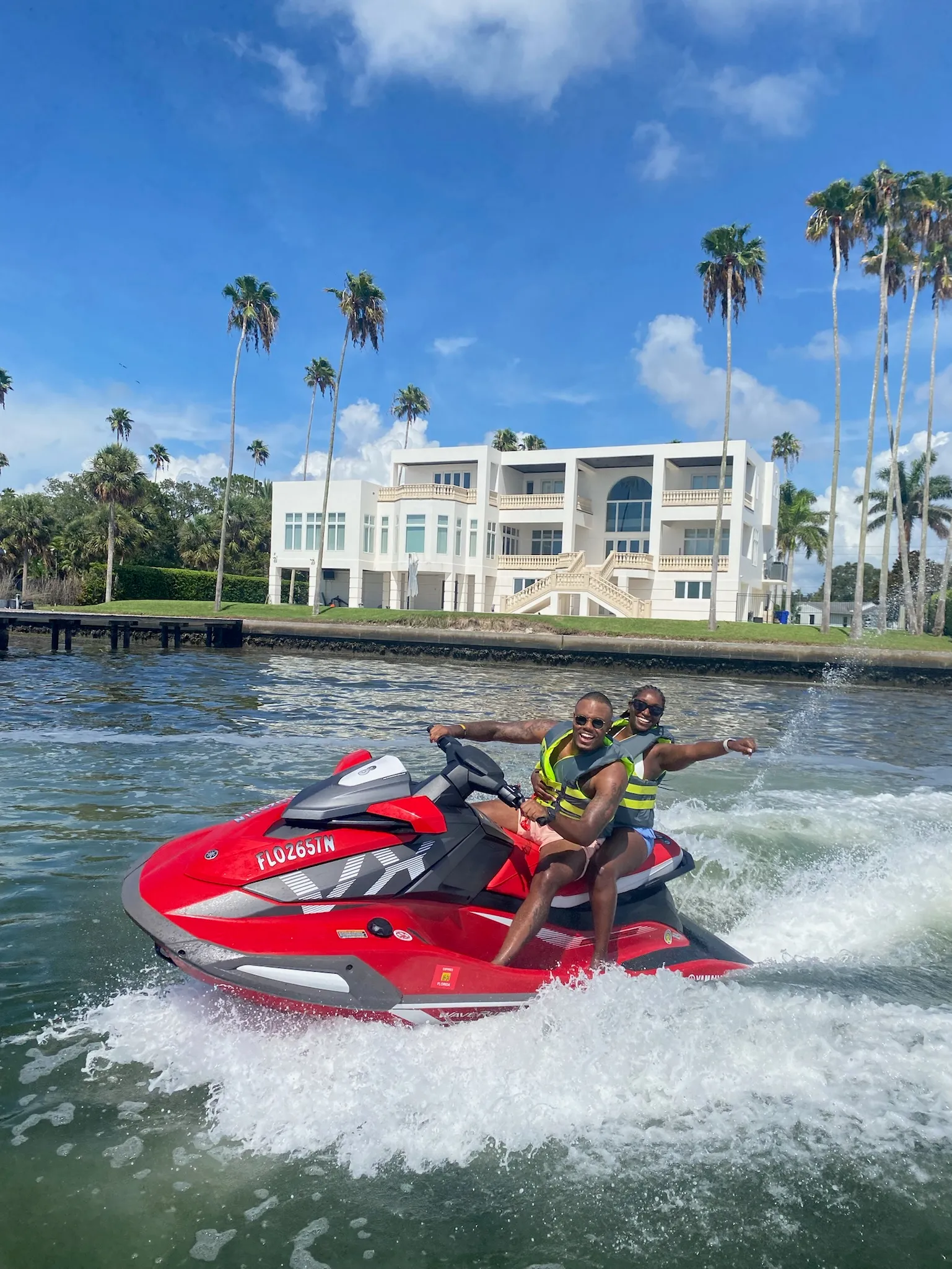 Guests relaxing and enjoying the beautiful Clearwater Beach