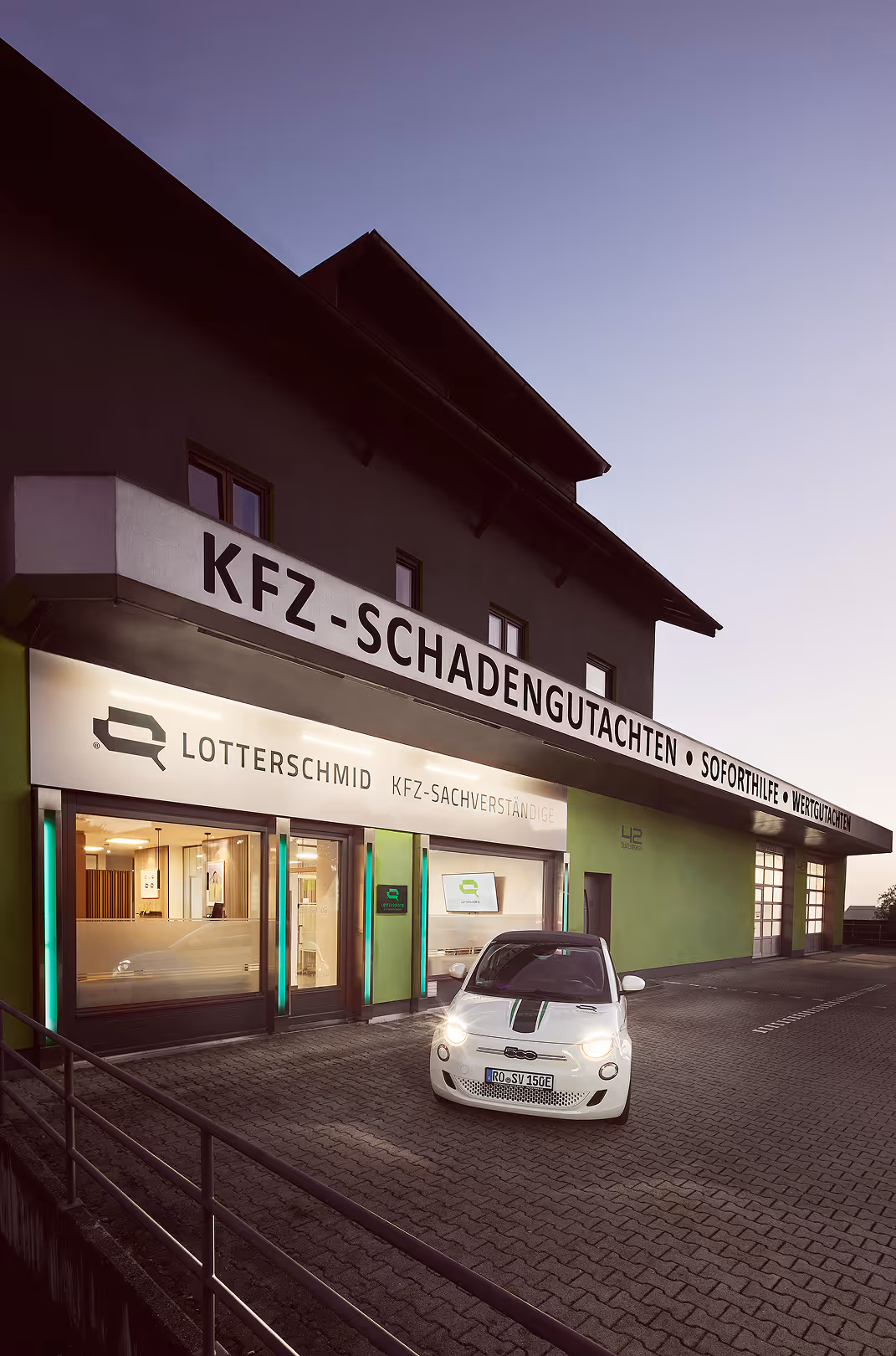 Außenfassade von Lotterschmid Kfz-Sachverständige in Kolbermoor