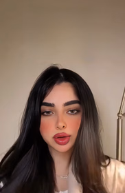 bloggers from OUNASS influencers campaigns with boomerang