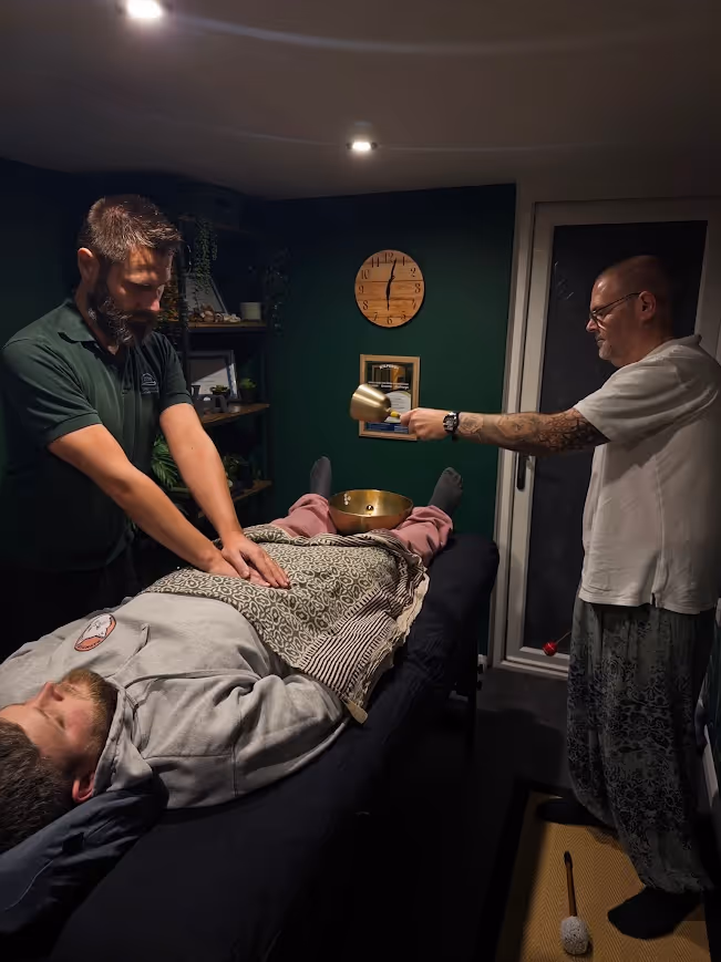 Massage and sound bath therapy session at Zen Den Worthing with Jan and Del from Waves & Vibrational Energy. Experience deep relaxation, pain relief, and holistic wellbeing in Worthing, West Sussex