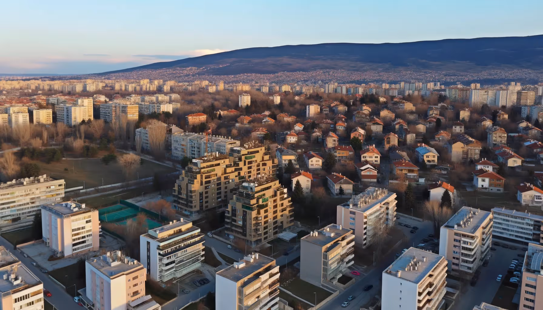 Юрист по административному праву в Софии для иностранцев