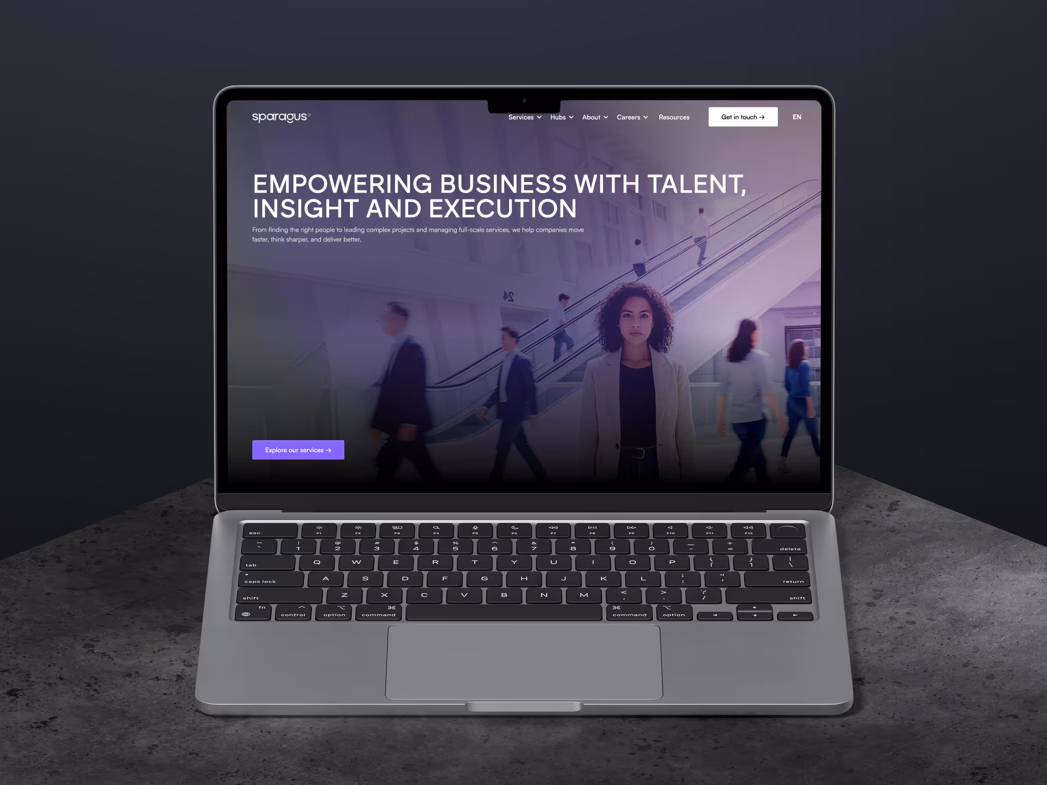Un site Webflow multilingue, conçu pour clarifier les offres de Sparagus, valoriser leur nouvelle identité de marque et servir concrètement leurs enjeux d’acquisition.