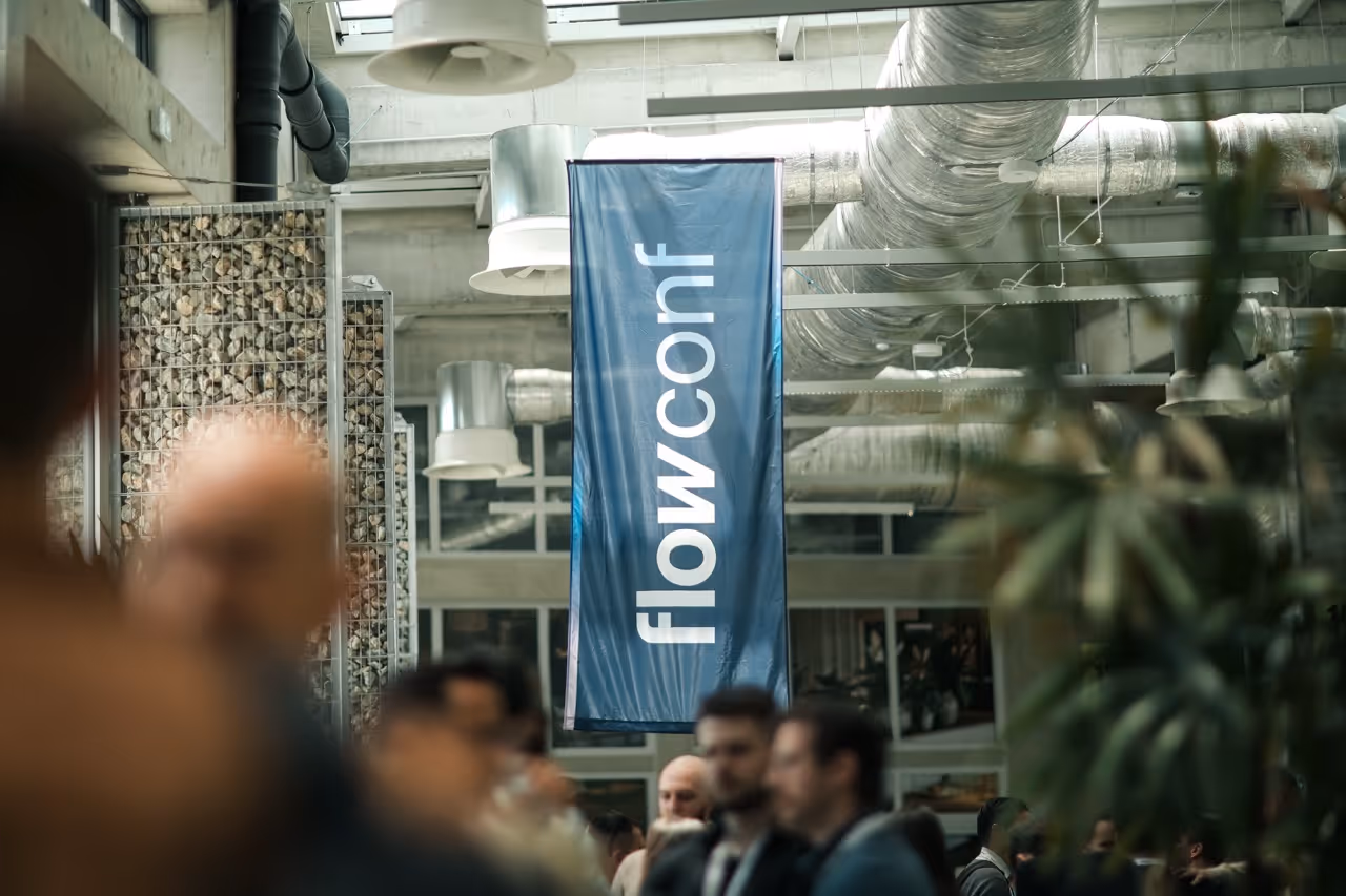 flowConf 2026 : ce qu'on retient vraiment. AEO, IA, avenir des agences. 400 experts, 0 certitudes, et des conversations qui valaient le déplacement.