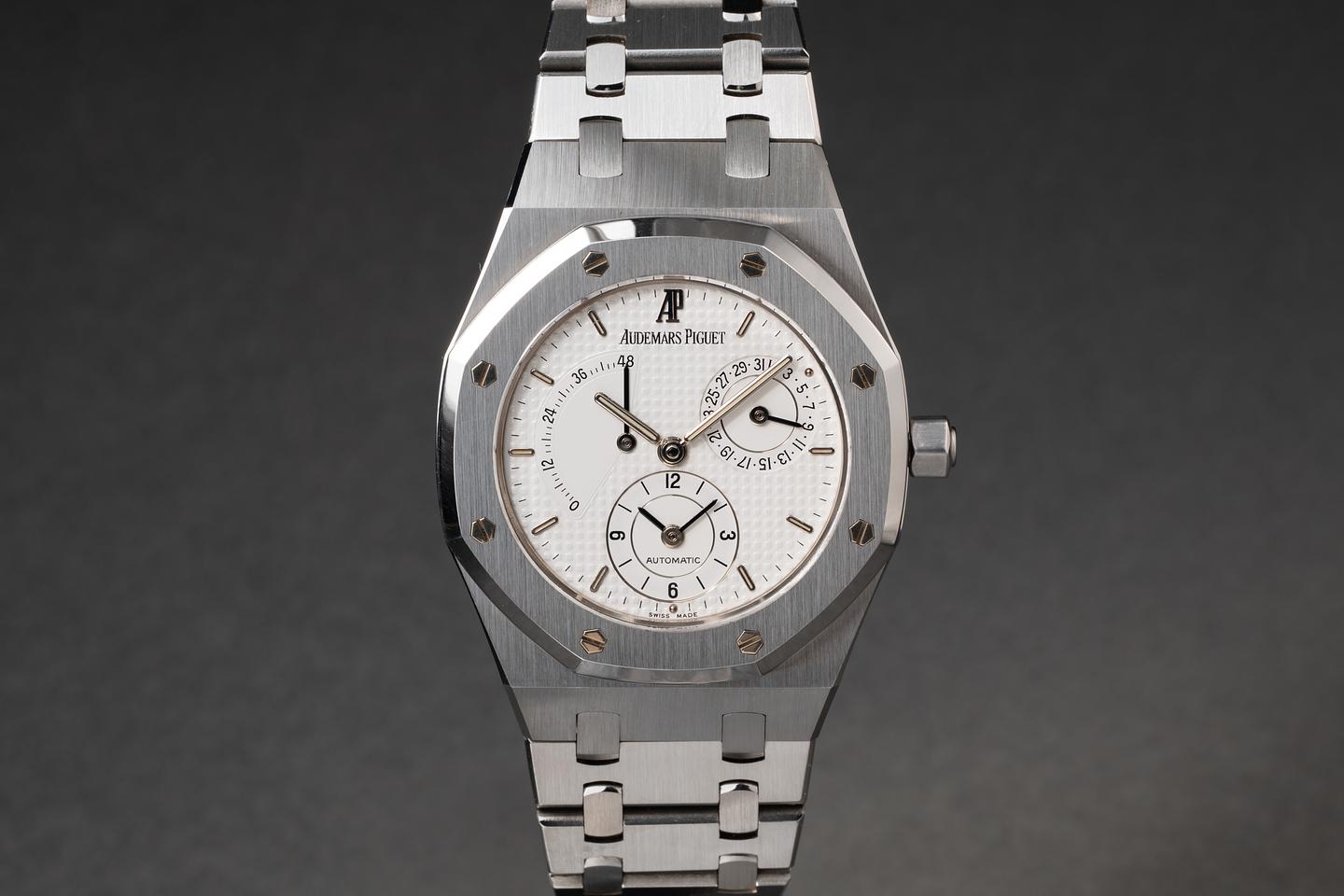 Best Travel Watches: GMT, Luxury & Vintage Picks