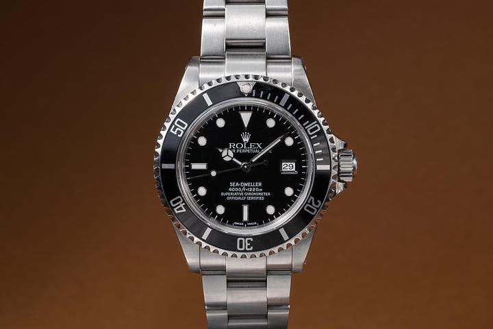 2000 Rolex Sea-Dweller 16600 with Service Papers