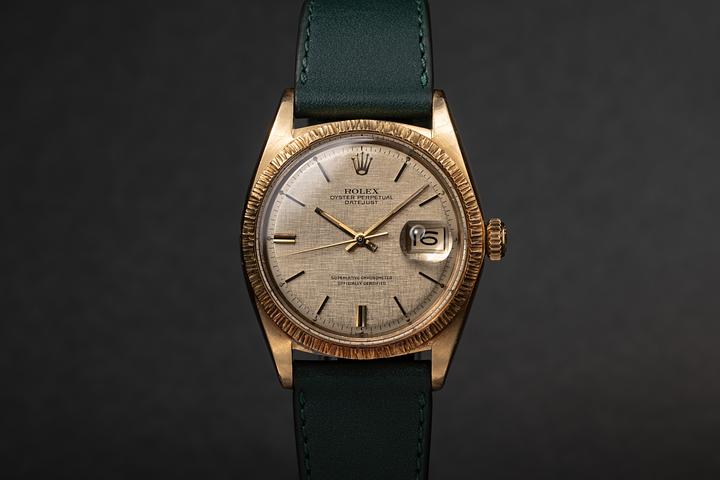 1969 Rolex 18K YG DateJust 1607 Champagne Linnen Dial