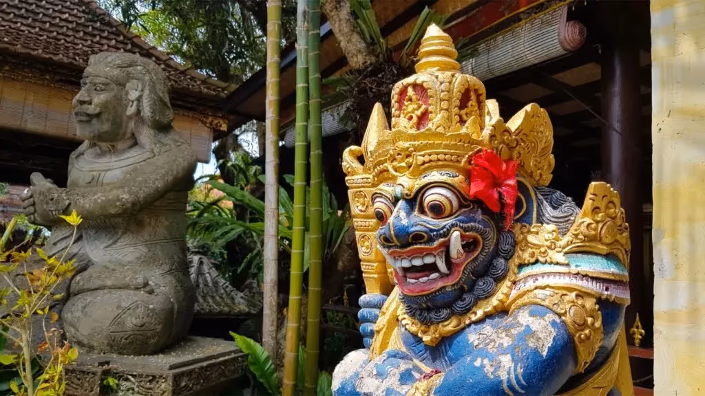 Trip to Bali, Bali : localhi