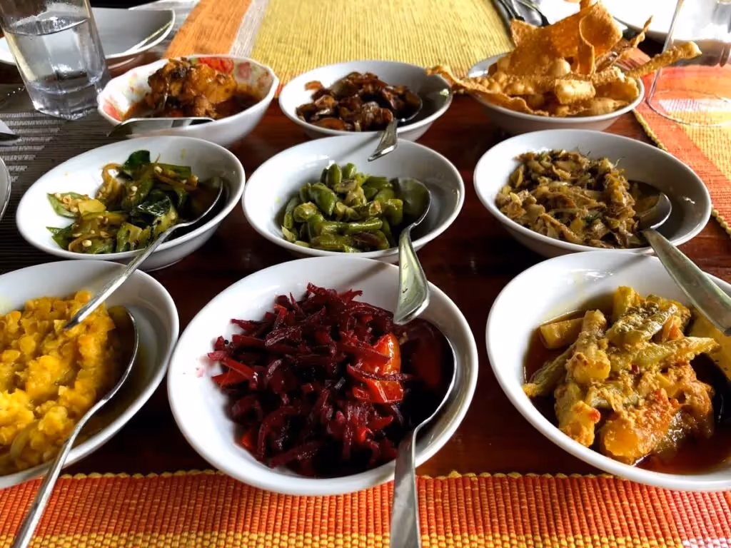 Rithu Restaurant –Seafood, Sri Lanka: localhi