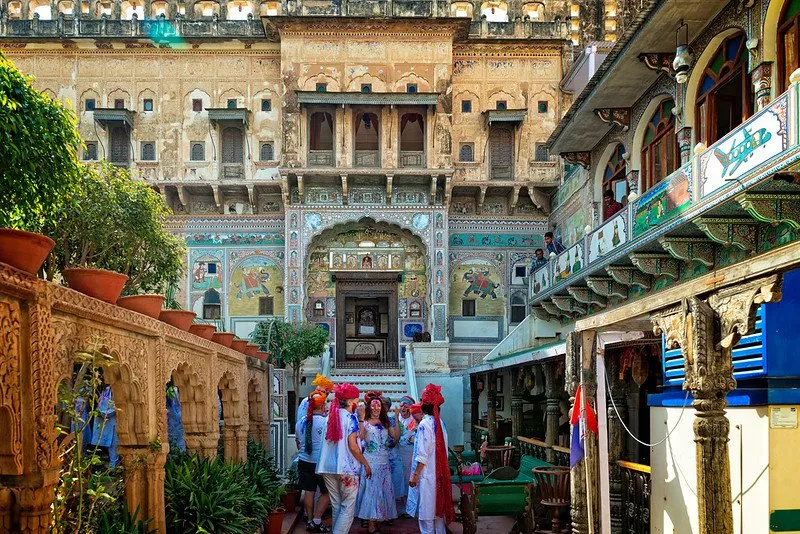 Holi in Mandawa, Rajasthan: localhi
