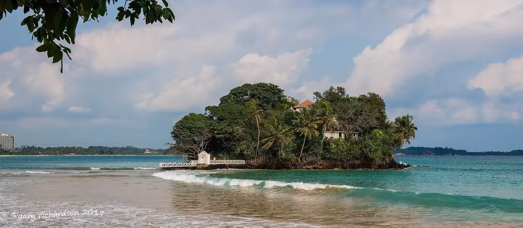 Midigama Beach , Sri Lanka: localhi