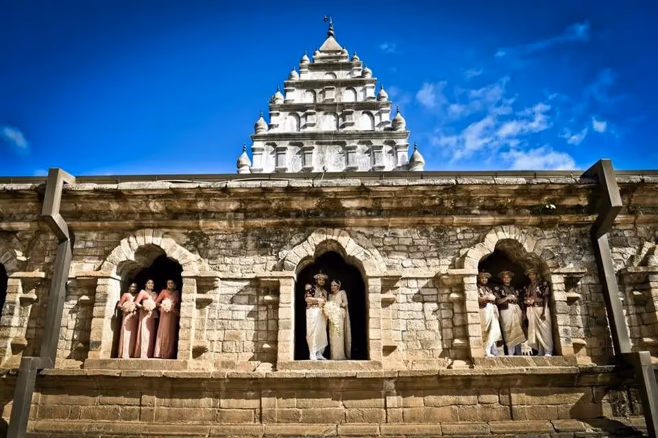 Galmaduwa Temple, kandy, Sri Lanka: localhi