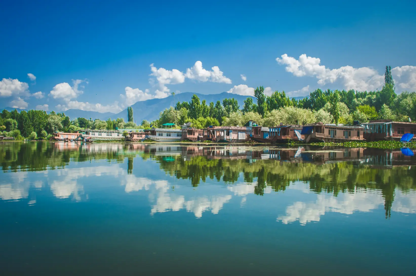 kashmir-dal-lake