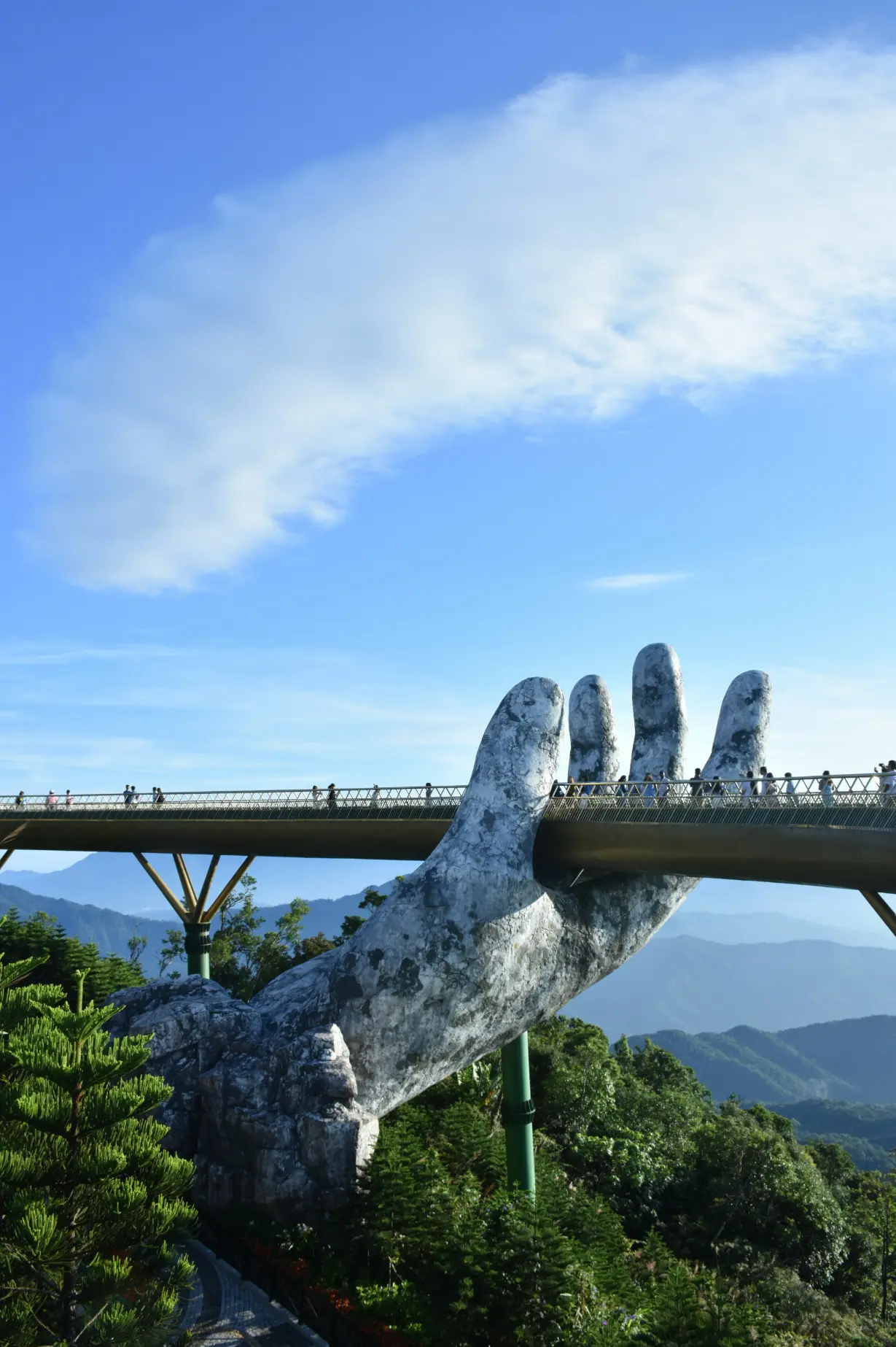 Golden Bridge Ba Na Hills Vietnam giant hands bridge