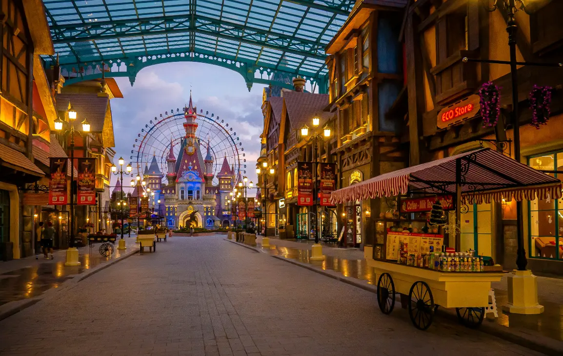 Phu Quoc night market Vietnam street food stalls