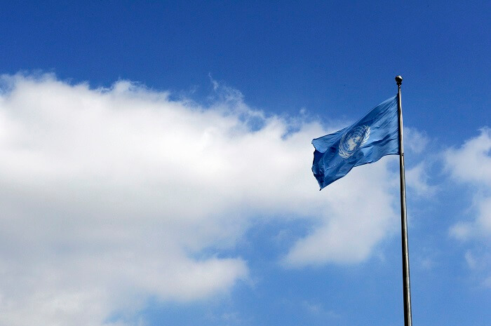 un