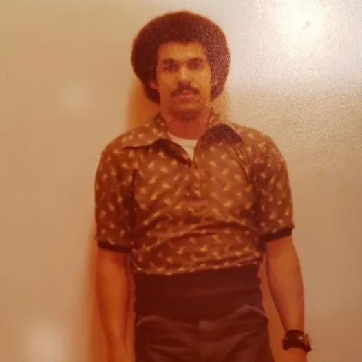 Robert Lee Snively
