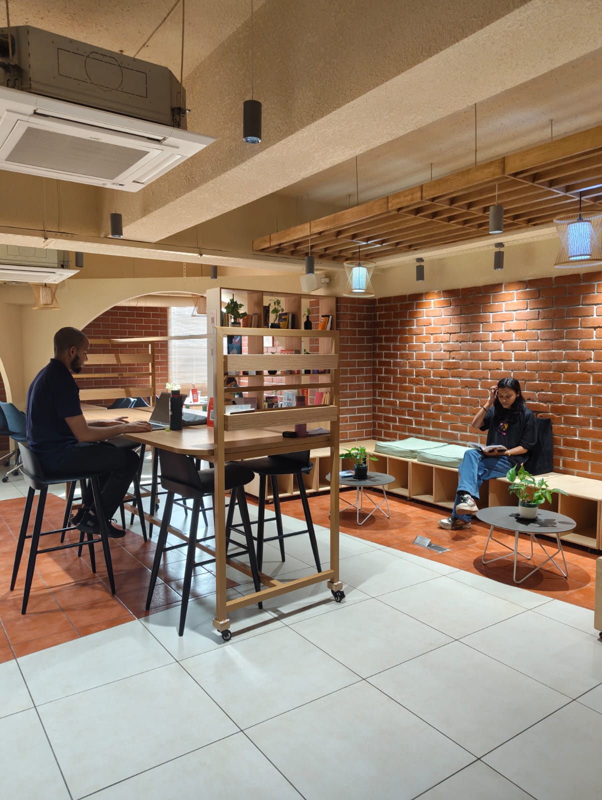 People in the lounge at away Koramangala
