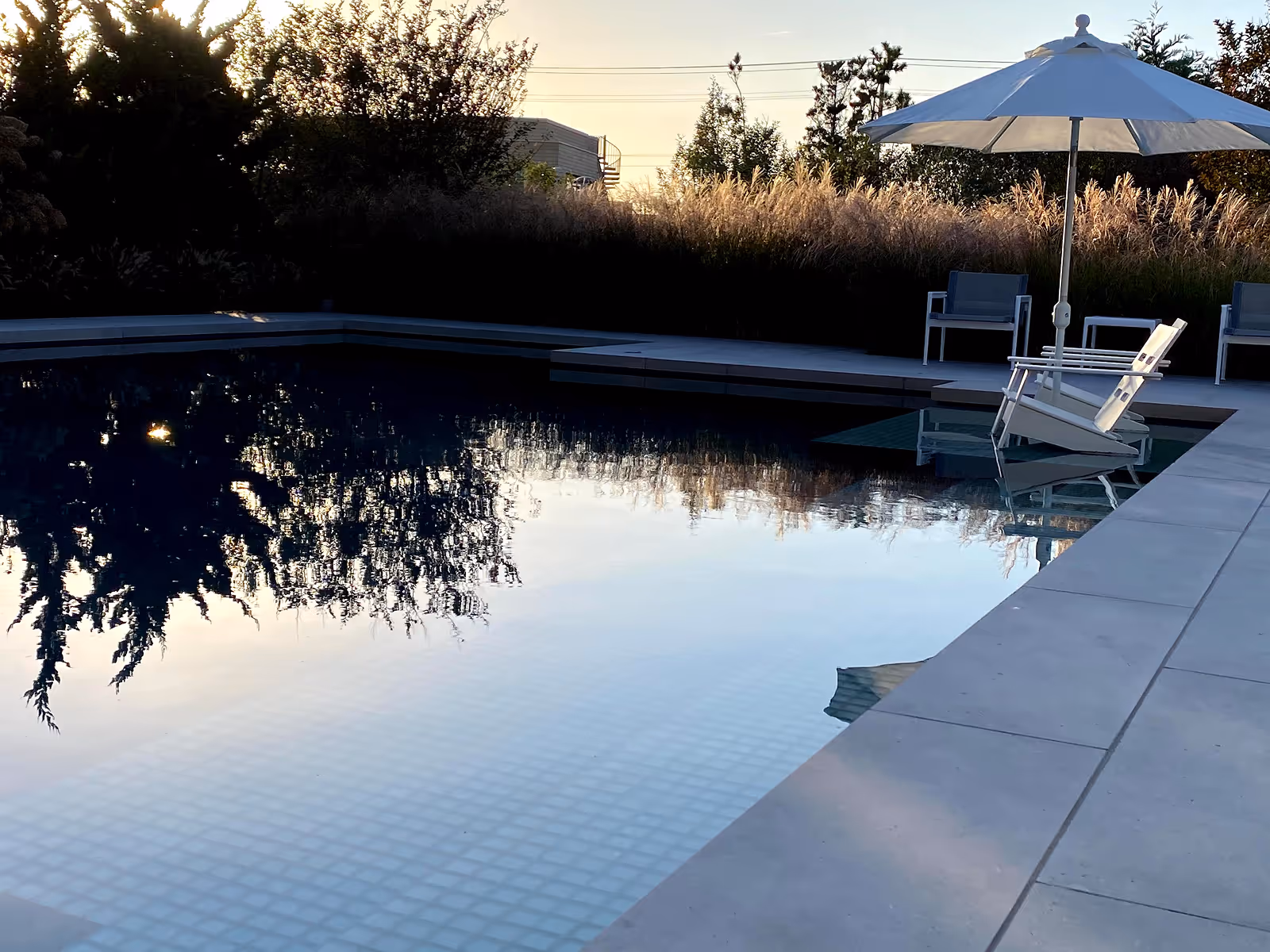 Close water edge and coping detail, Loveladies, NJ