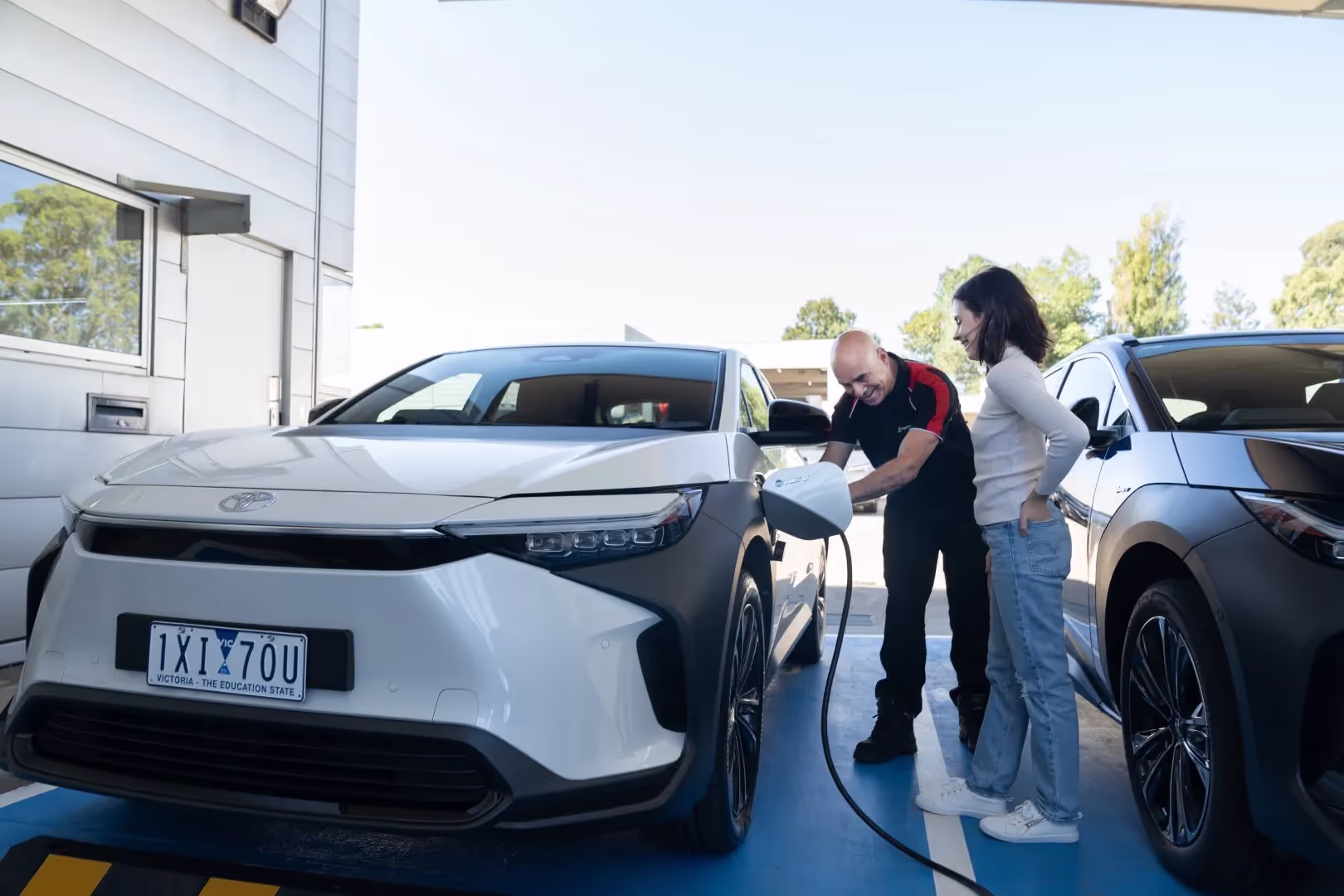 How to charge a Electric Toyota bZ4X 