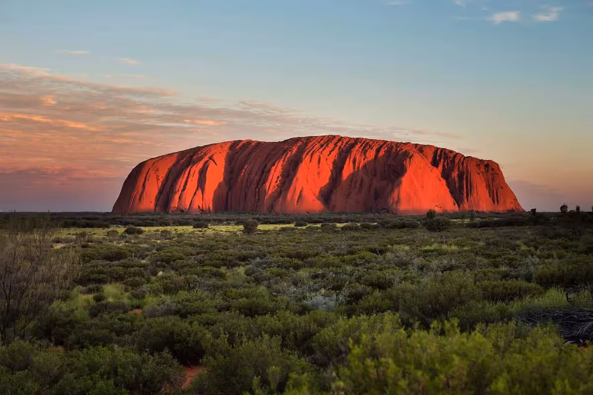 Uluru | Bucket list experiences | Best places to stay