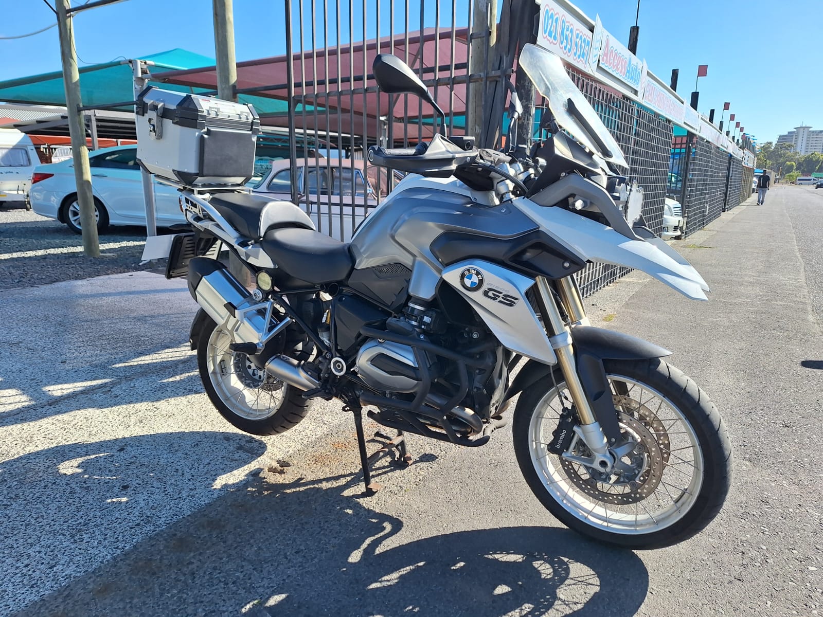 BMW