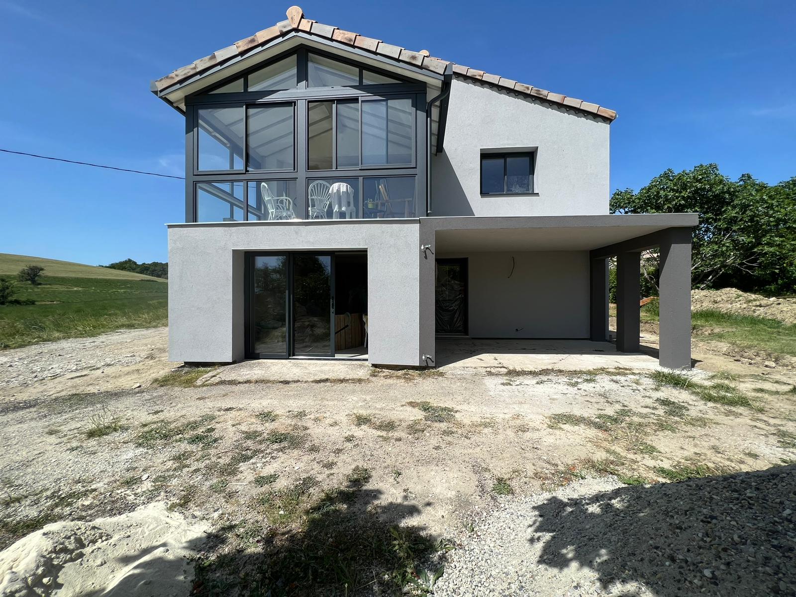 Maison Tout juste isolée thermiquement par l'extérieur à Voirons par DLS Façade